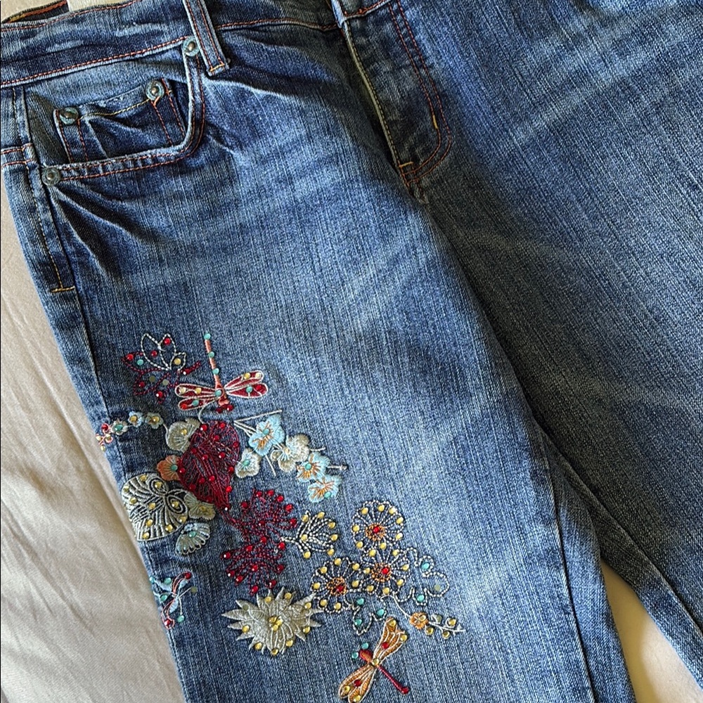 Blue Straight Leg Jeans with Floral Embroidery